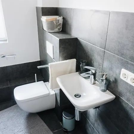 Zur Wieskapelle - Ideal Fuer Monteure Apartmán Straubing