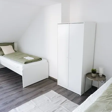 Zur Wieskapelle - Ideal Fuer Monteure Apartmán Straubing